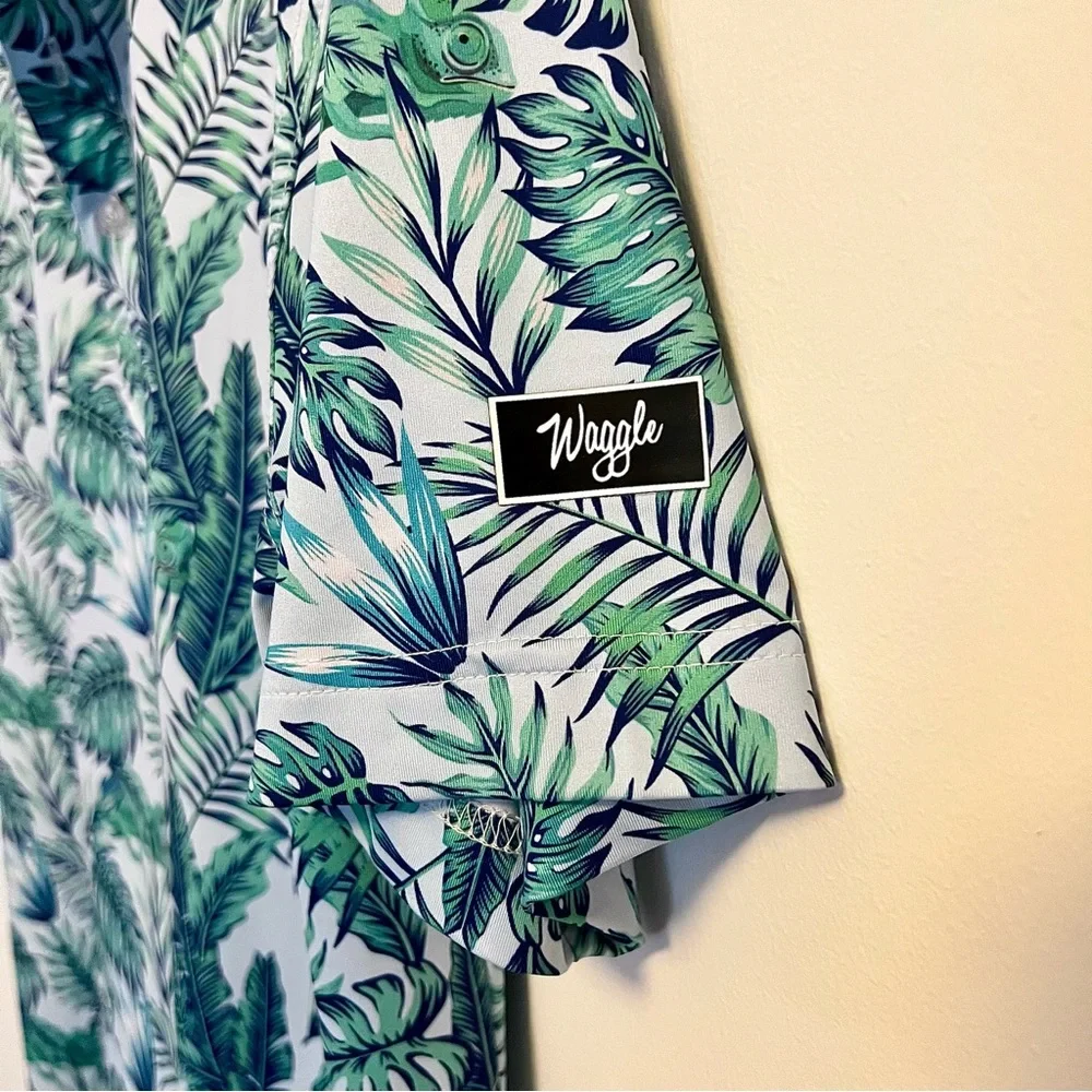 Waggle Chameleon Tropical Floral Short Sleeve Performance Golf Polo – Medium - Picture 3 of 3